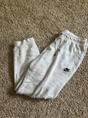 Nike Joggers